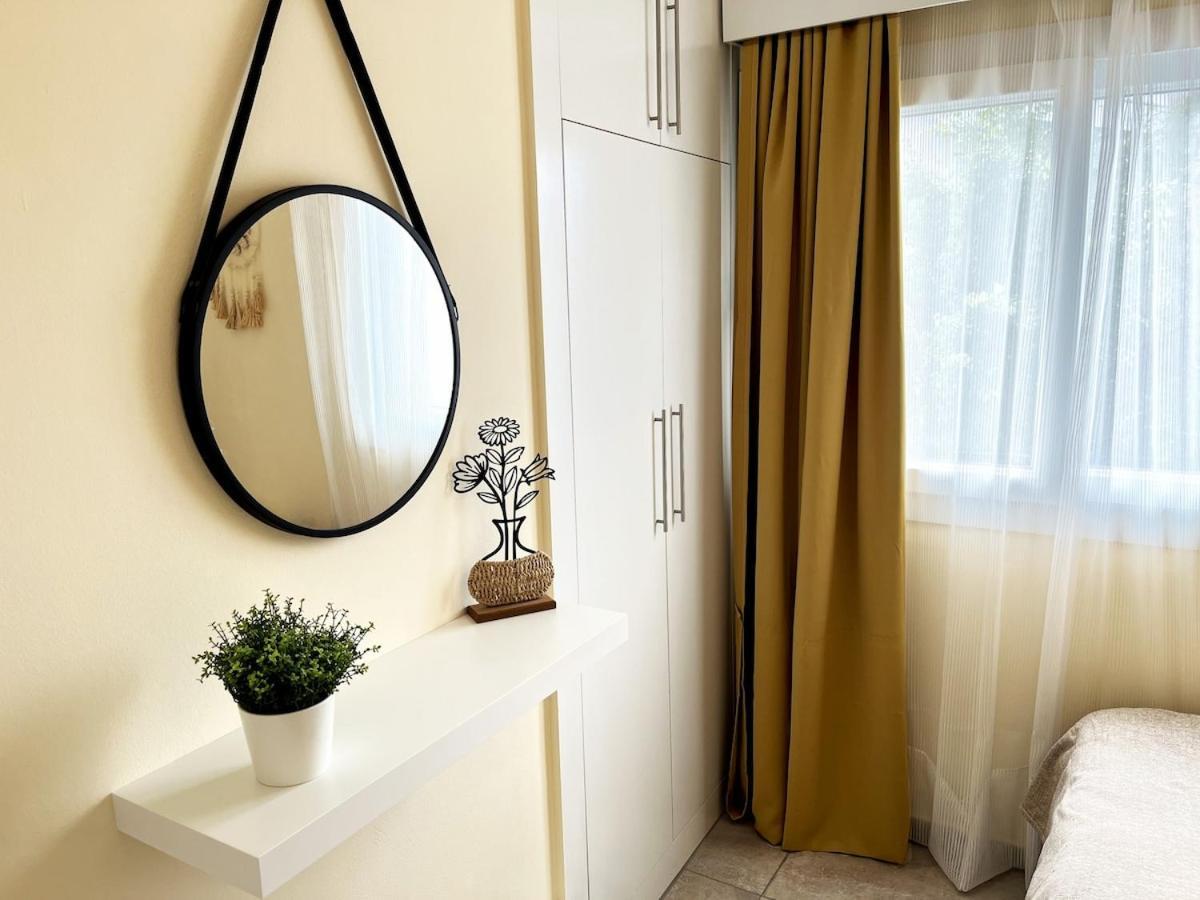 Weekend Apartments 3Br كيرينيا المظهر الخارجي الصورة