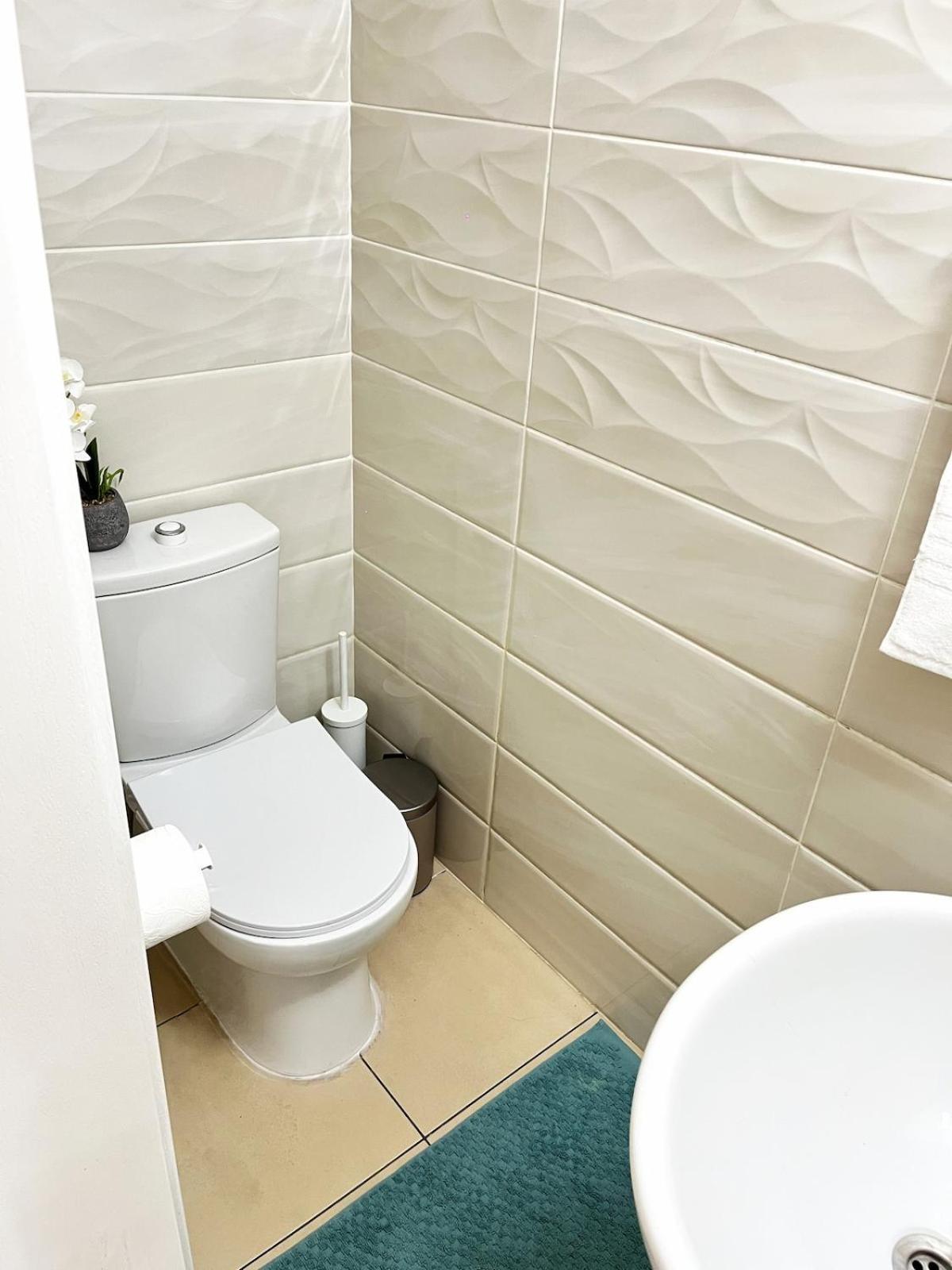 Weekend Apartments 3Br كيرينيا المظهر الخارجي الصورة