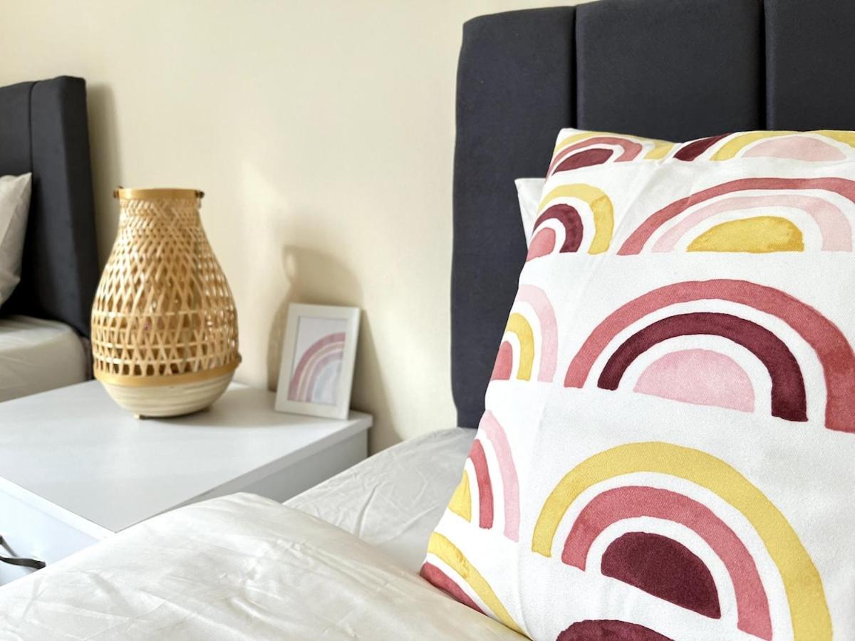 Weekend Apartments 3Br كيرينيا المظهر الخارجي الصورة